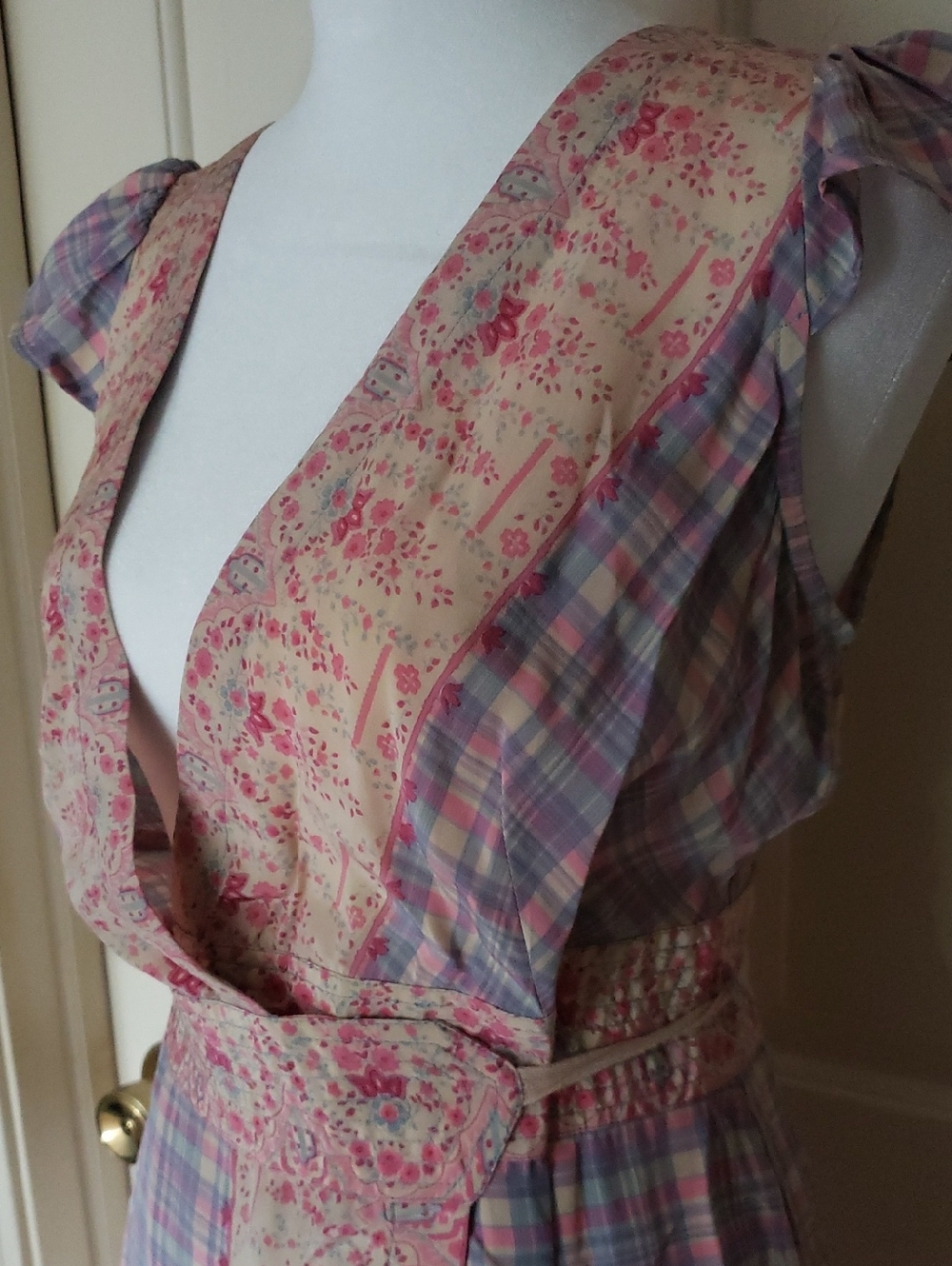 Plenty By Tracy Reese Floral & Plaid Midi Wrap Dress 100% Silk. Romantic Size 8 - Picture 4 of 11
